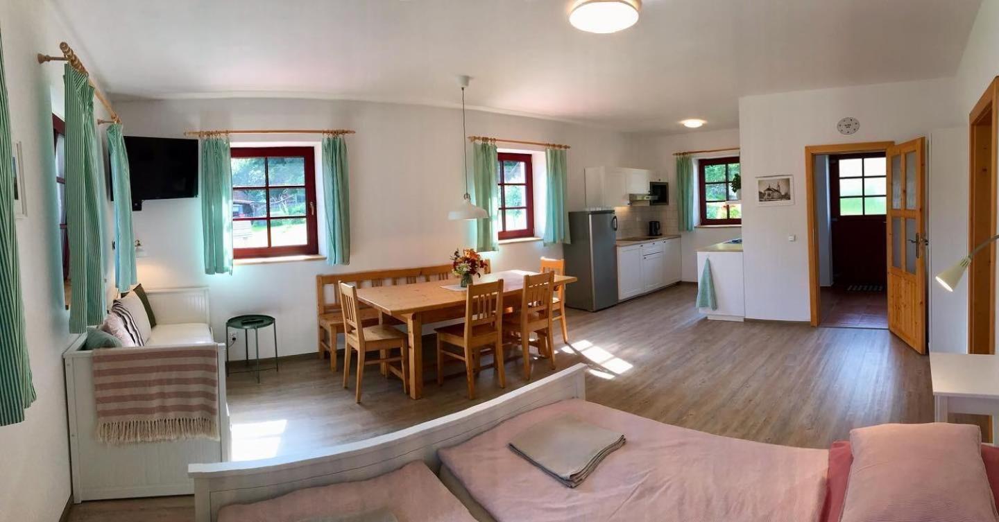 Ubytování Praschlhaus Horni Plana Exterior foto