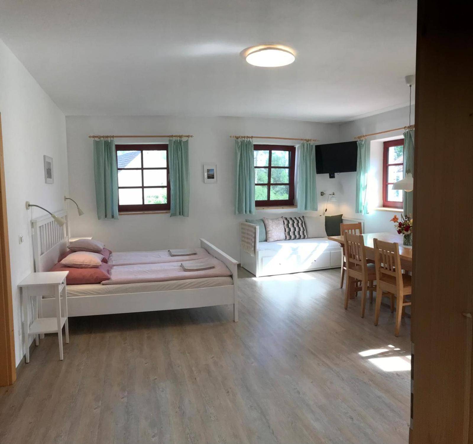 Ubytování Praschlhaus Horni Plana Exterior foto